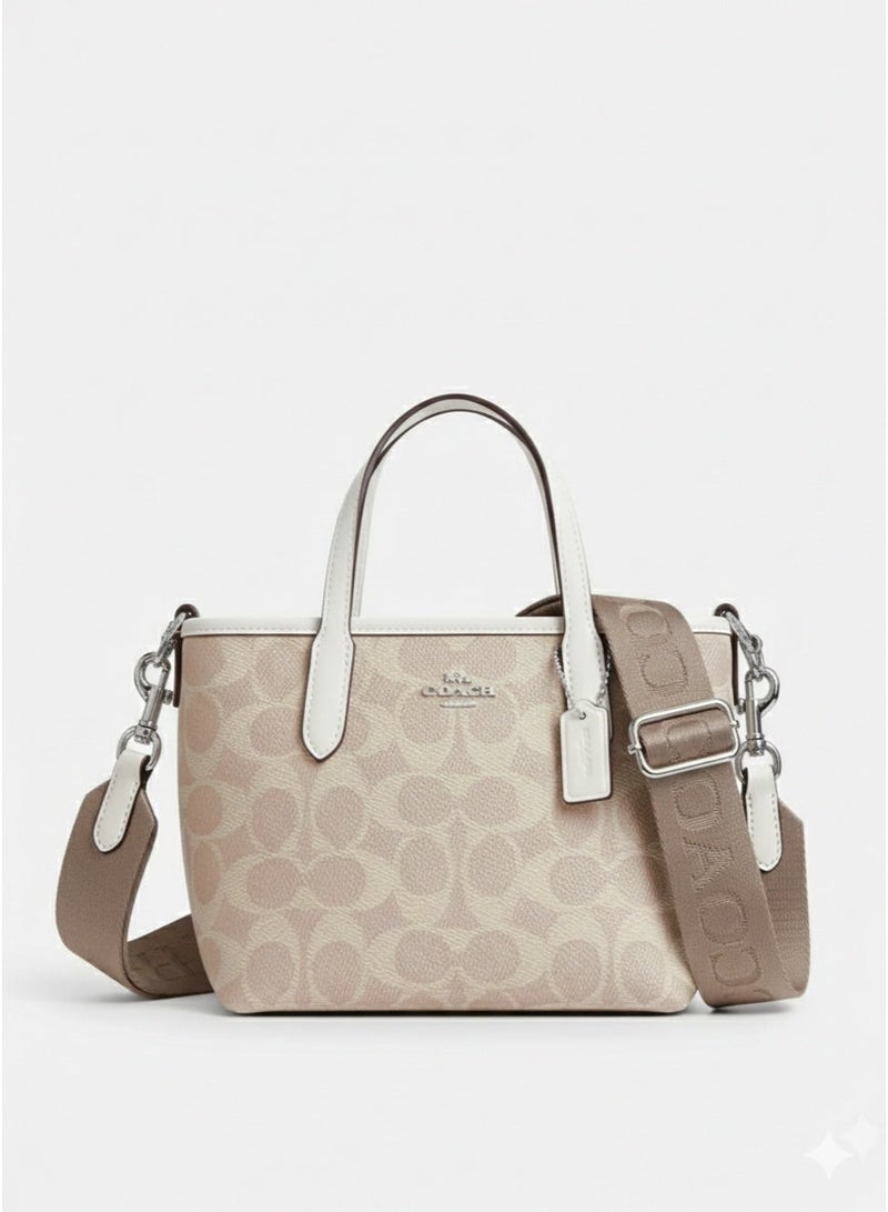 coachoutlet Coach Beige/White Leather Tote Handbag for Women – Elegant Everyday Shoulder Bag - Image 1